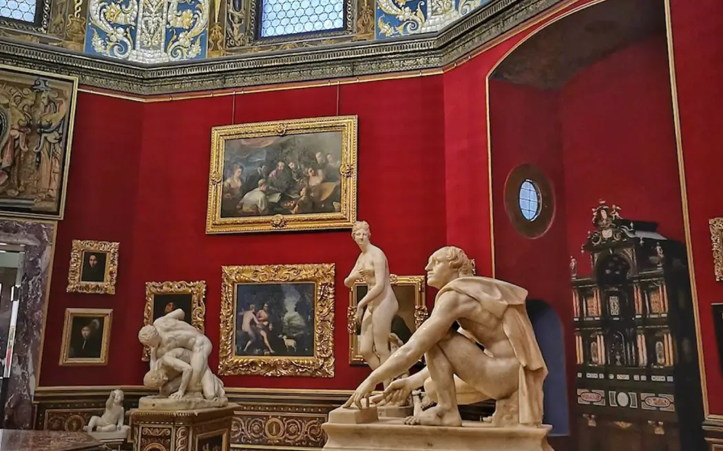 Interior view of the Tribuna Room at the Uffizi Gallery