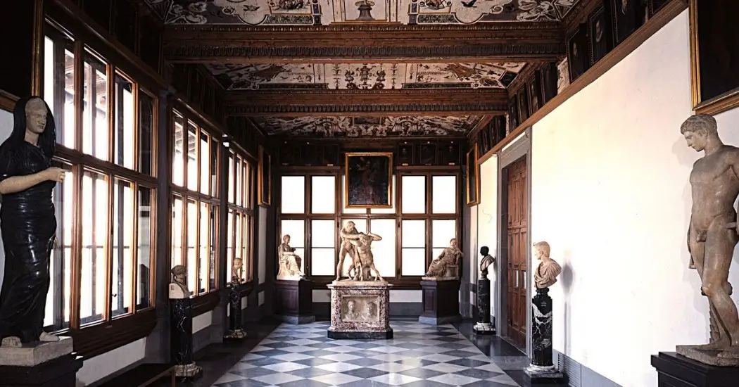 Sculptures at the Uffizi Gallery